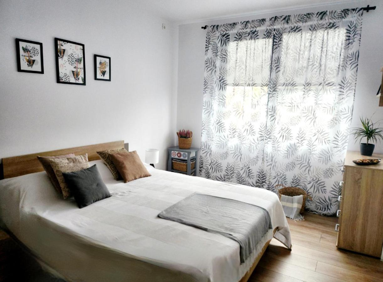 Adm Cozy Home - Entire Private House&Garden Tunarii Kültér fotó
